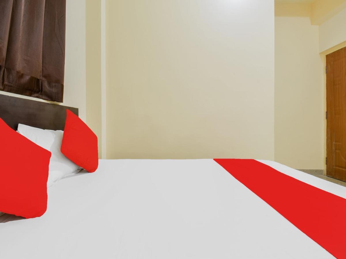 Oyo 84806 Swarna Palace 파트나 외부 사진